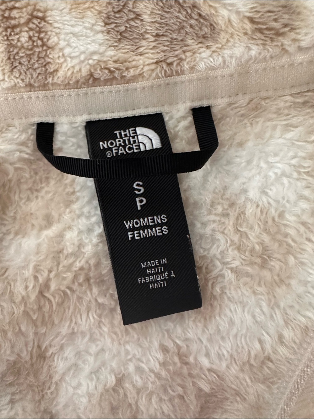 The North Face Women’s Beige Leopard-Print Teddy Fleece Jacket - Picture 5 of 5